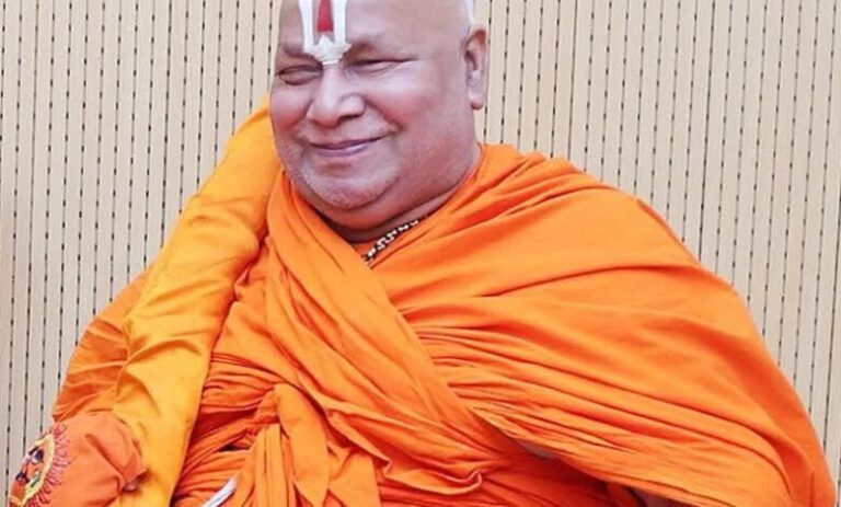 ram-bhadracharya-ji-maharaj-00-780x470